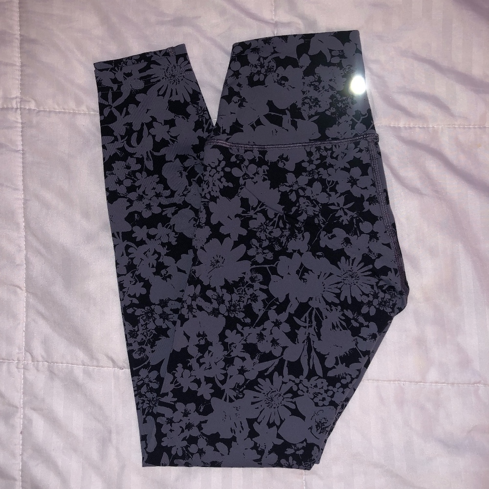 grey floral lululemon high rise tight 28" size 4